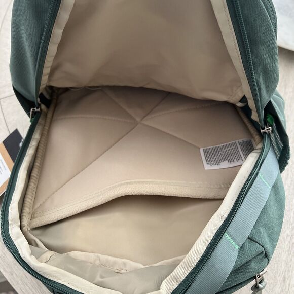 The North Face Women’s Isabella 3.0 Backpack Dark Sage Large - Picture 6 of 16